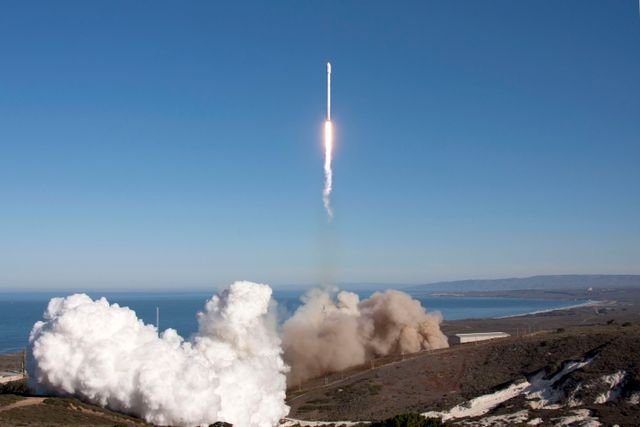 CoPilot-Claude-Sales-Enablement-Rocket